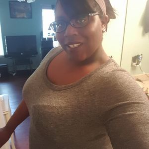 Meet your Posher, Laina